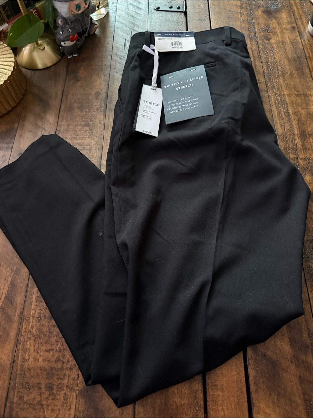 NWT 38x30 Tommy Hilfiger Men’s Black Stretch Dress Pants - Modern Straight